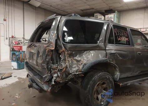 1997 Toyota 4Runner z USA, uszkodzony, nr VIN JT3HM84R0V0024731